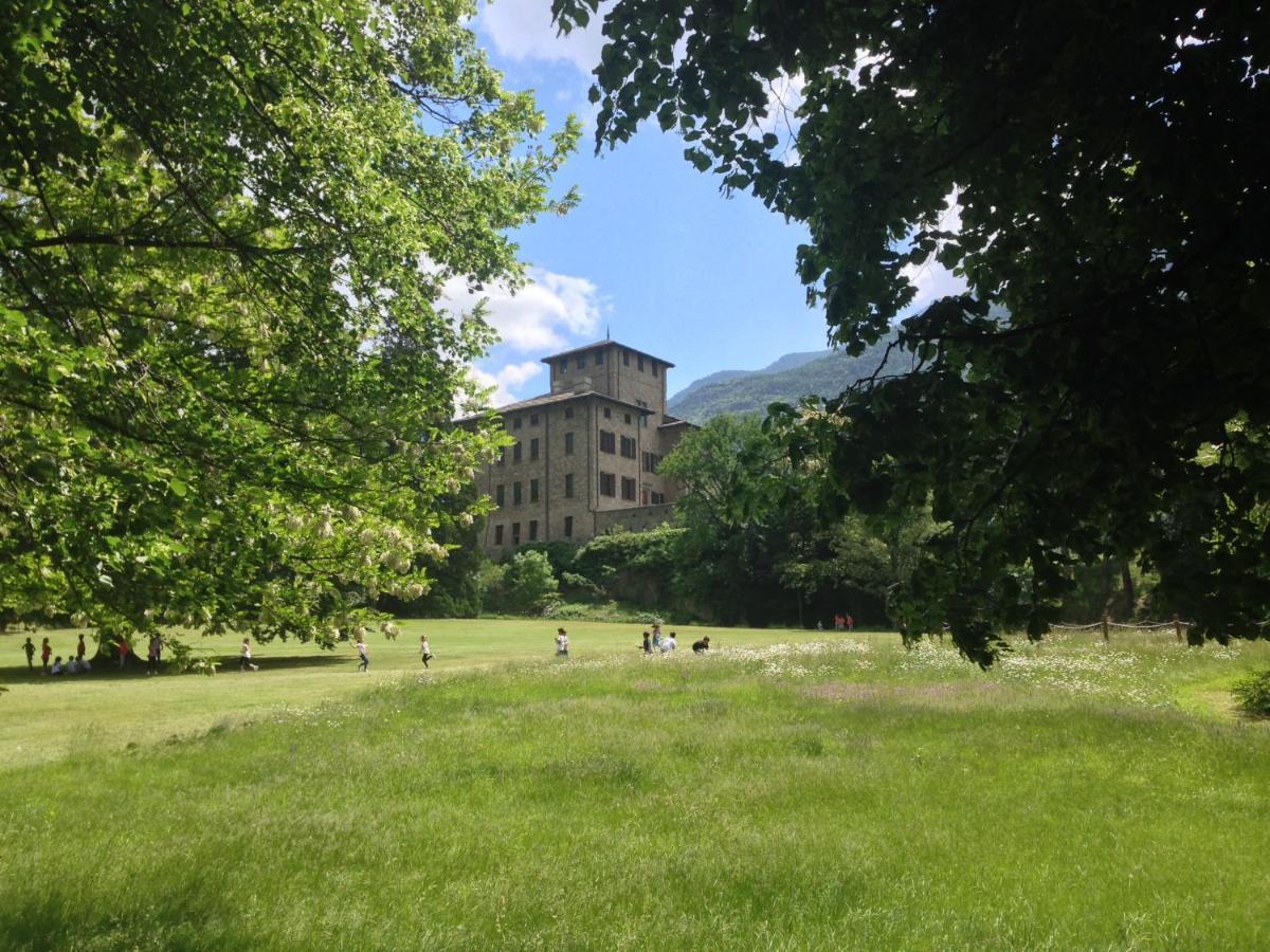 Au Coin Du Chateau Châtillon Esterno foto